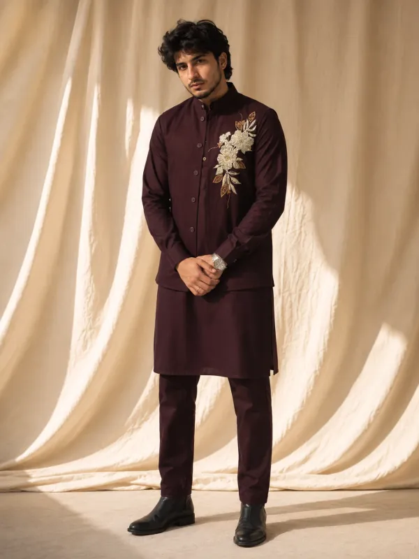 KurtaIvory Gold Embroidered Nehru Jacket Kurta Set